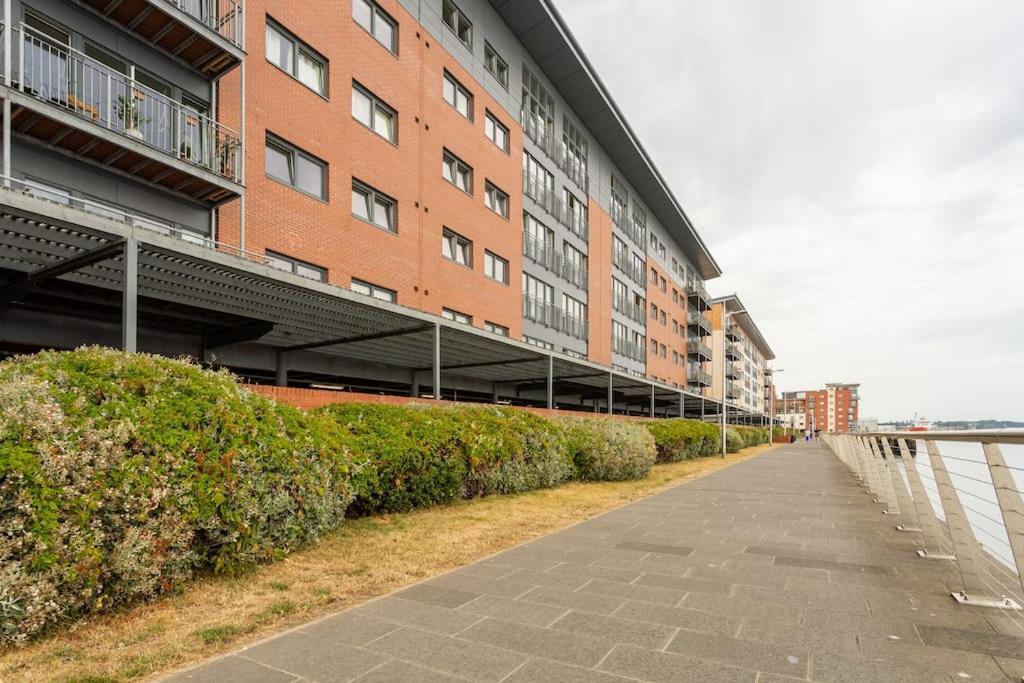 Lux Waterfront 2 Bed Apt, V&A 10Min Walk, St Andrew'S Golf 25Min Drive Dundee Exterior foto